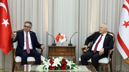 Rektör Aksoy, KKTC Cumhuriyet Meclisi Başkanı Töre ile bir araya geldi